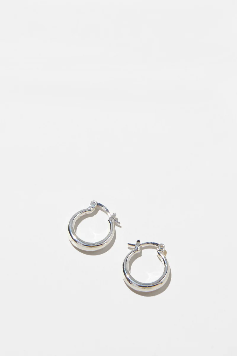 Rubi Small Hoop Earring